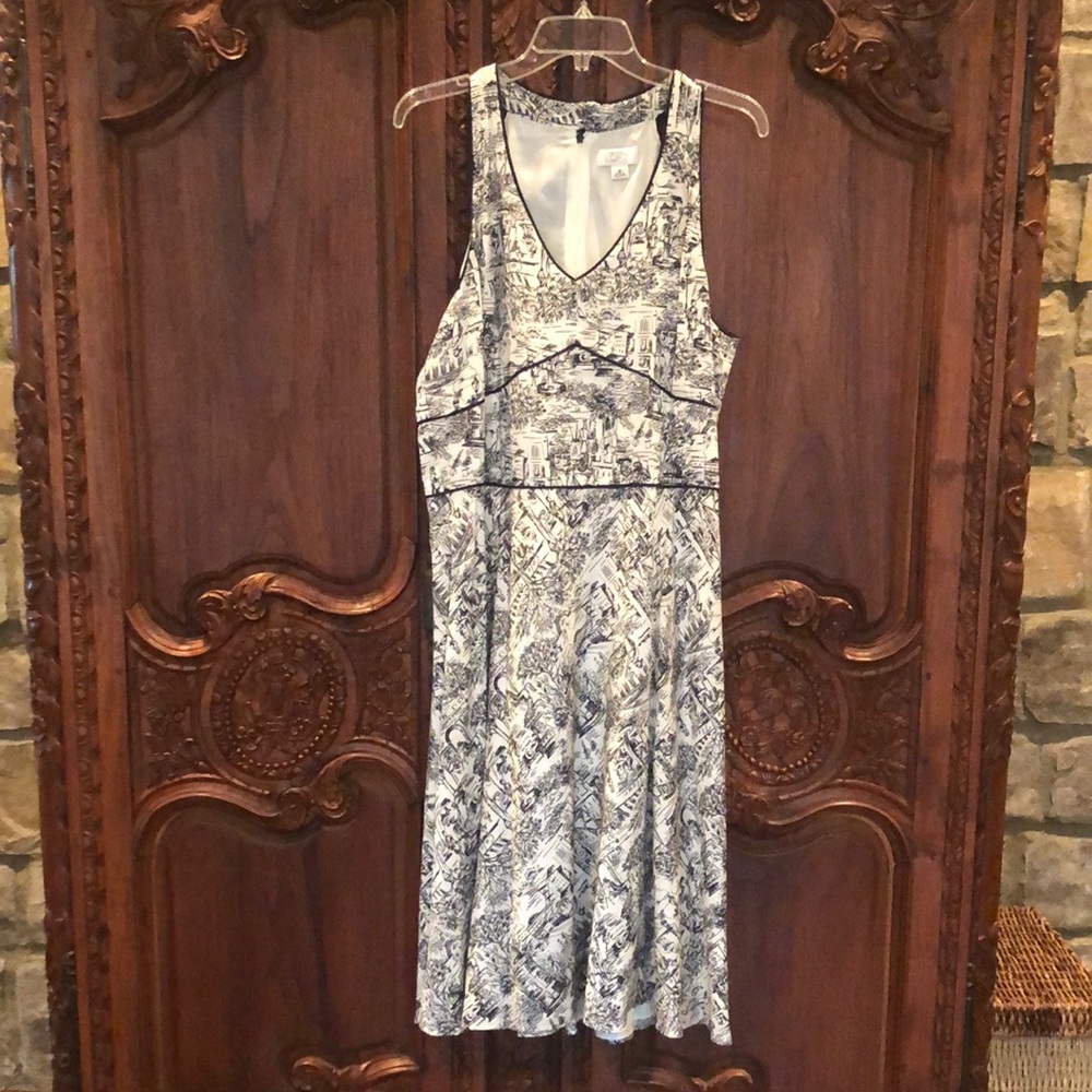 NWOT Women’s Black and White Sleeveless Anne Taylor Loft Dress
